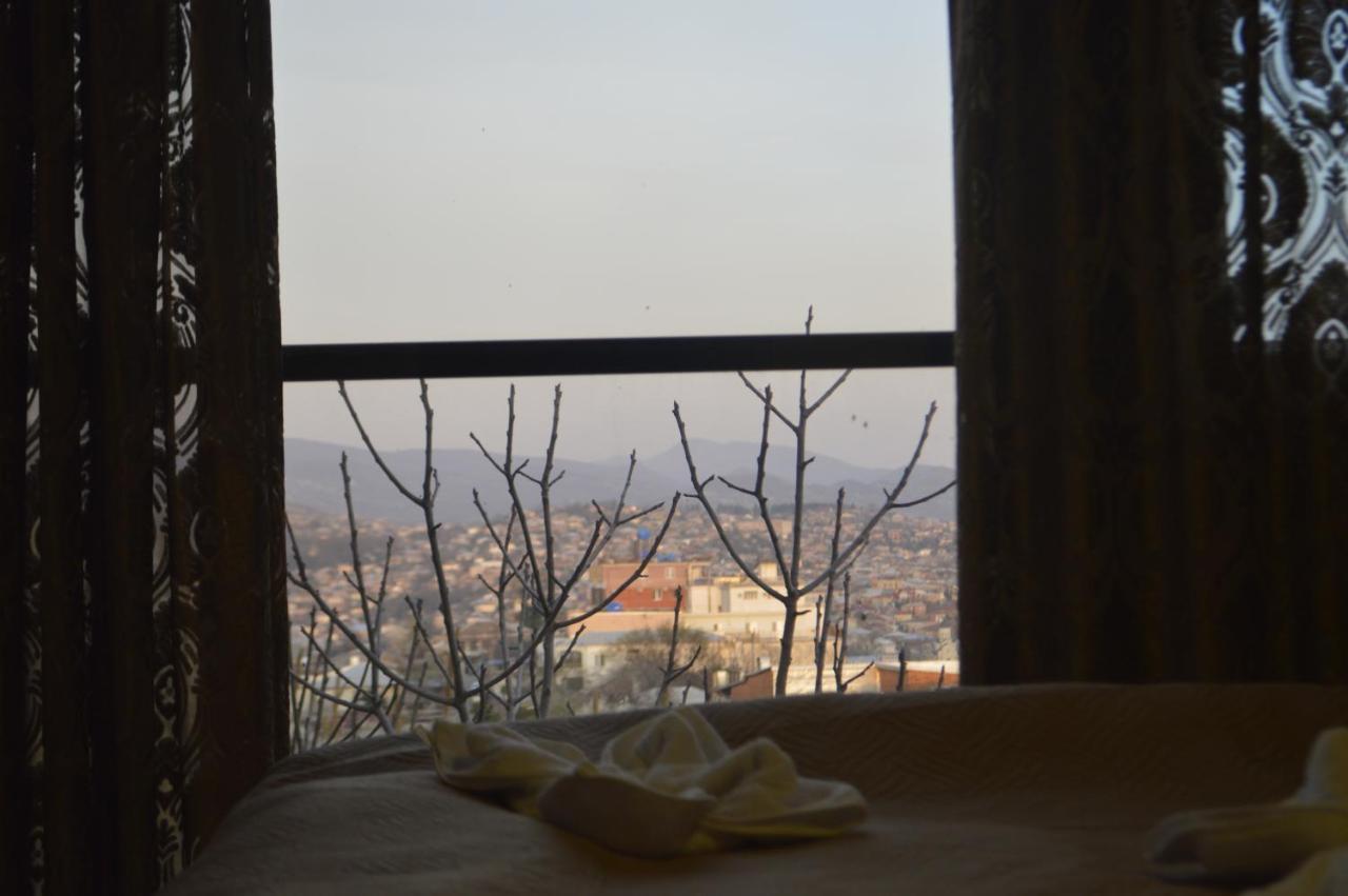 Hill-Fort Kutaisi Luaran gambar